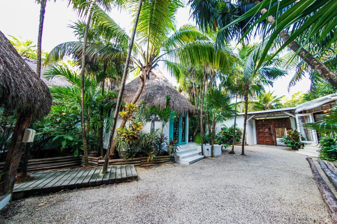 Hotel Cormoran Tulum & Cenote Екстер'єр фото